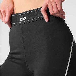 Alo Suit Up Leggings - Black